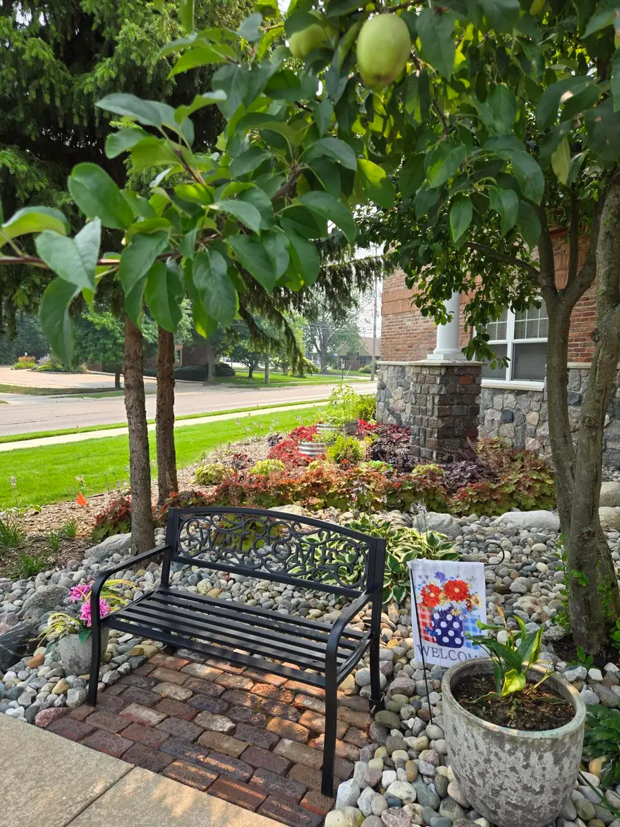 301 N Lake Street Unit: 104, Cadillac, MI 49601 - #3