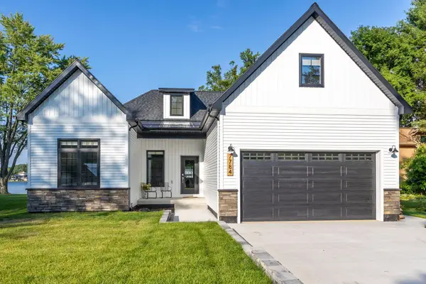 7784 C Court, CanadianLakes, MI 49346