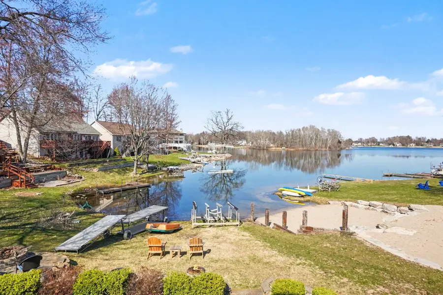 7788 W Royal Road, Canadian Lakes, MI 49346 - #2