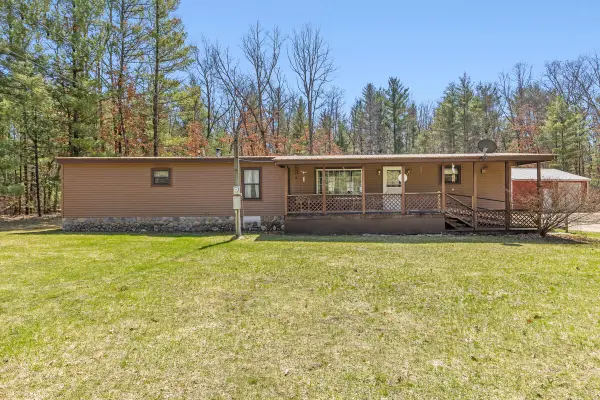 21161 W Gates Road, HowardCity, MI 49329