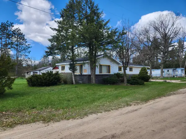 1260 W Baldwin Road, Baldwin, MI 49304