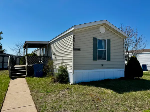 20813 Grandville Road Unit: 214, BigRapids, MI 49307