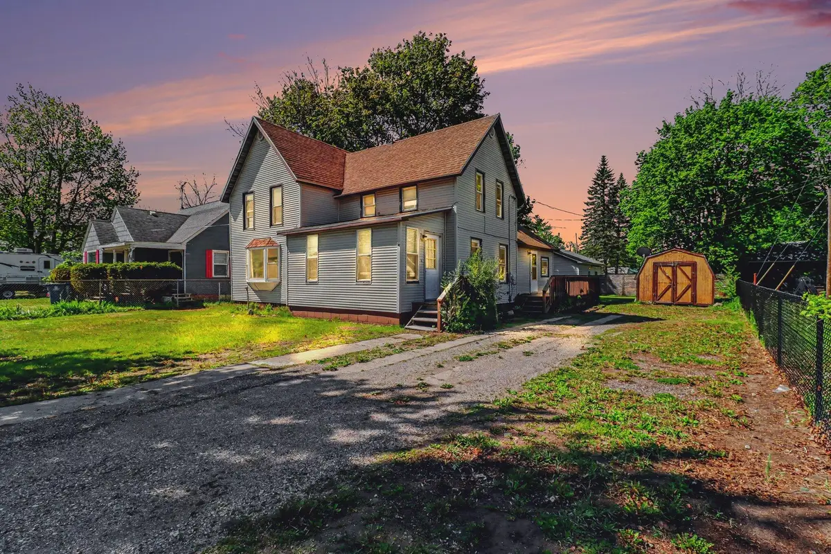 420 W 5th Street, Evart, MI 49631 - #1