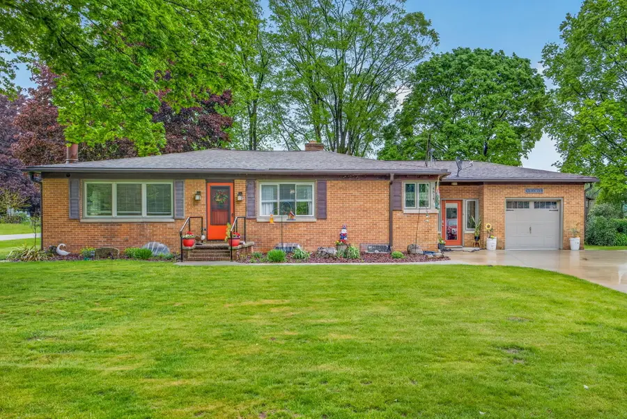 4614 Elm Street, New Era, MI 49446 - #2