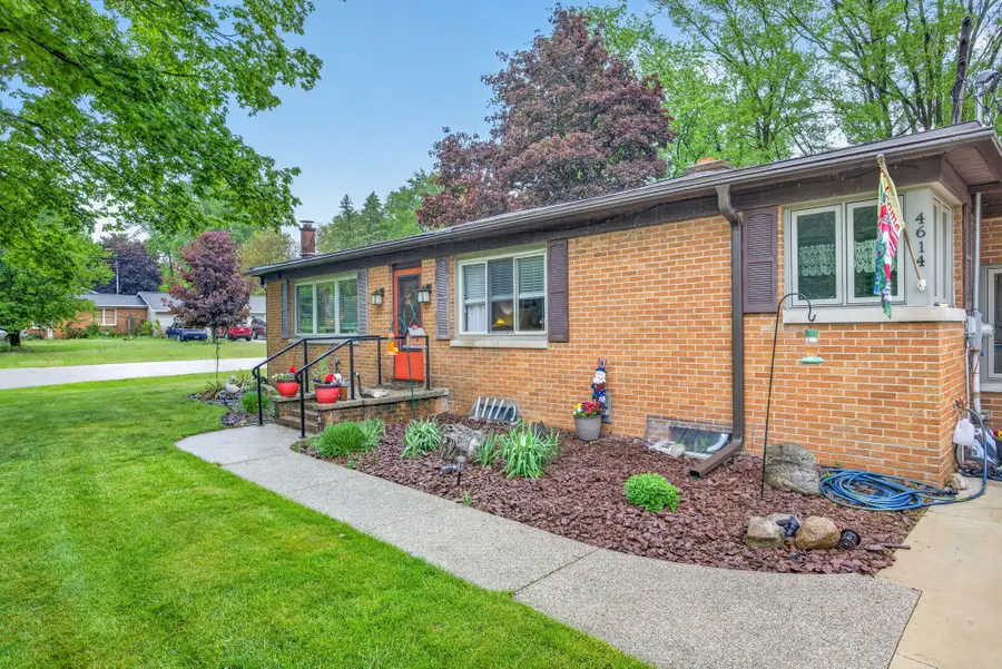 4614 Elm Street, New Era, MI 49446 - #3