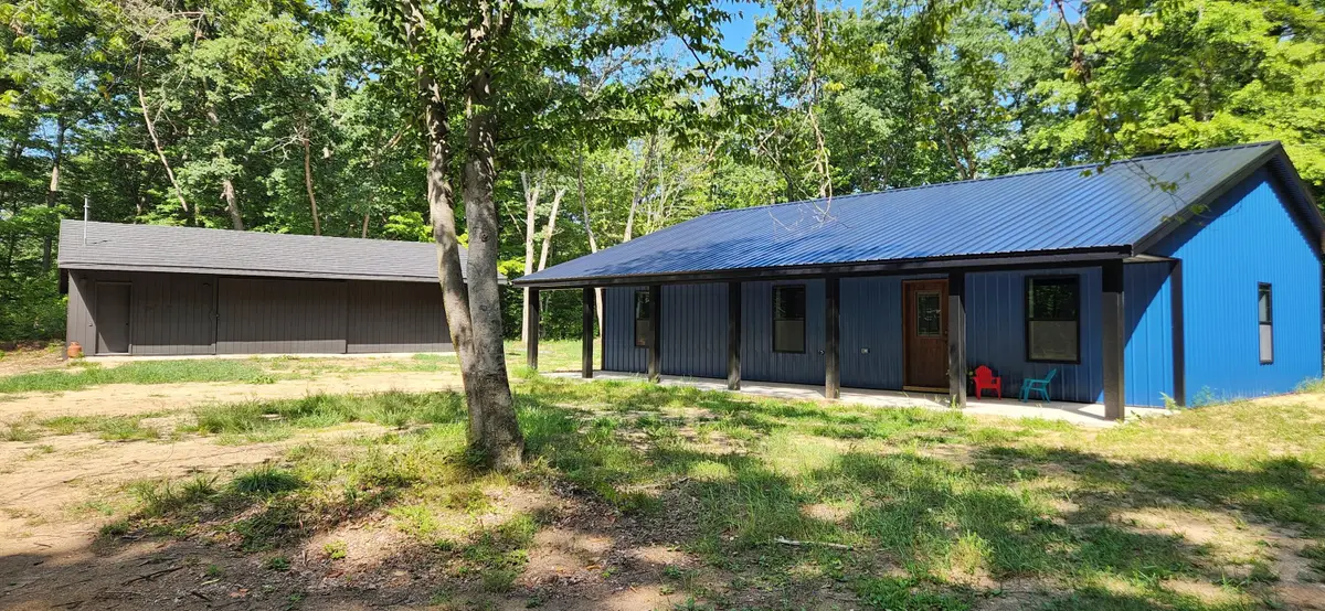 643 S Ashton lane, Everett, MI 49349 - #1