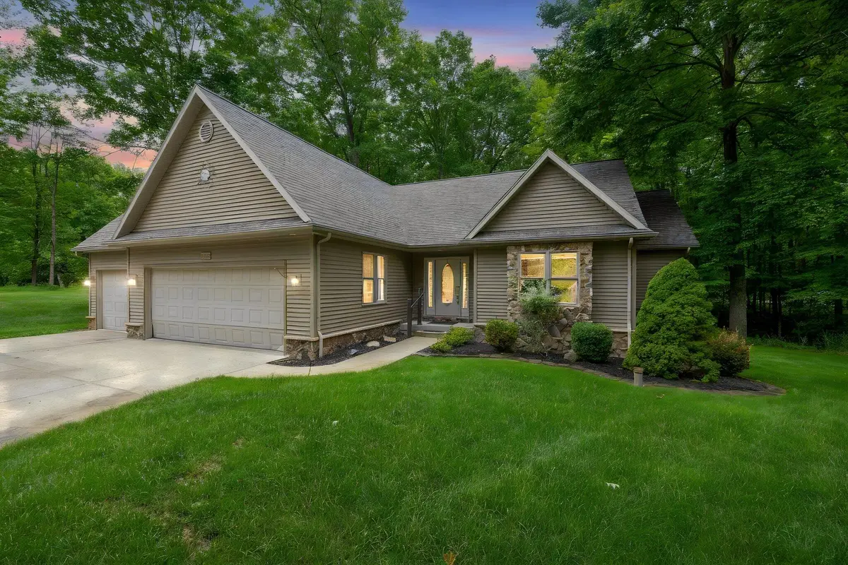 10372 Mountain View Trail, Canadian Lakes, MI 49346 - #1