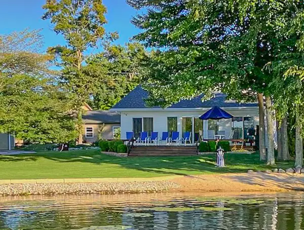 7837 Bay Meadow Unit: #153, CanadianLakes, MI 49346