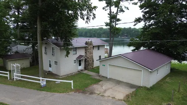 141 S Beechwood Drive SW, Stanton, MI 48888