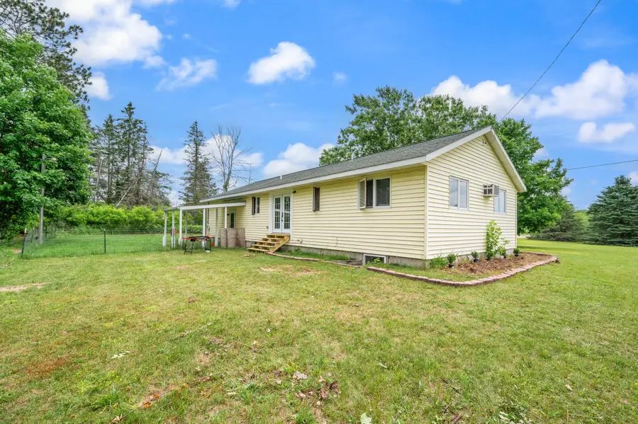3522 S 37 Road, Cadillac, MI 49601 - #3