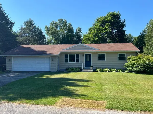 126 Johnson Street, Edmore, MI 48829