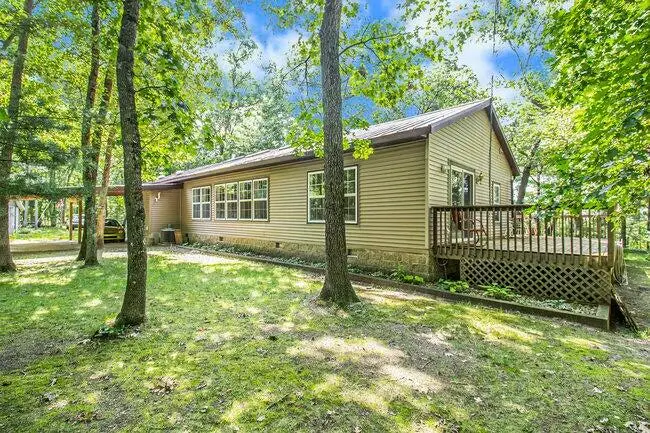 7884 S Spruce Avenue, Newaygo, MI 49337 - #3