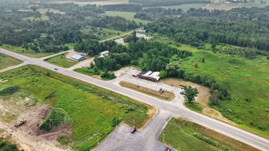 20221 US-10, Reed City, MI 49677 - #3
