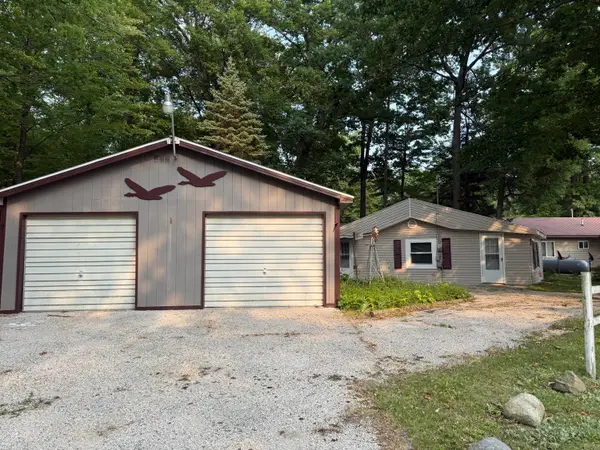 5256 Blueberry Drive, Harrison, MI 48625