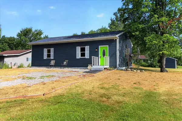 8048 17 Mile Road, Rodney, MI 49342