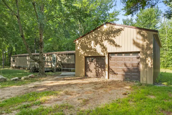 11825 Federal Road, Morley, MI 49336