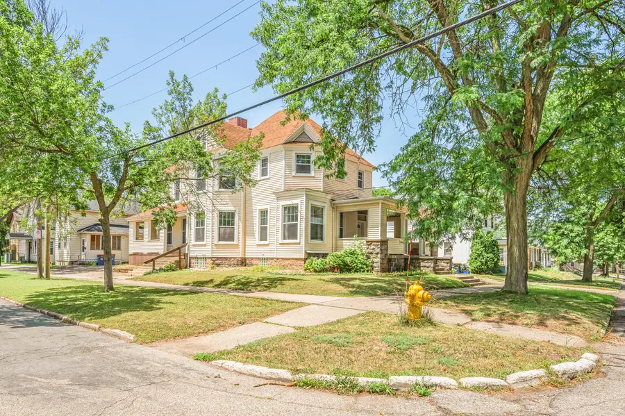 103 National Avenue NW, Grand Rapids, MI 49504 - #2