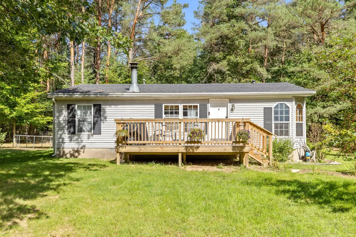 13113 Pinewood Street NE, Gowen, MI 49326 - #1
