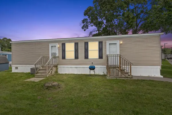195 S Green Meadow Street SE, GrandRapids, MI 49548
