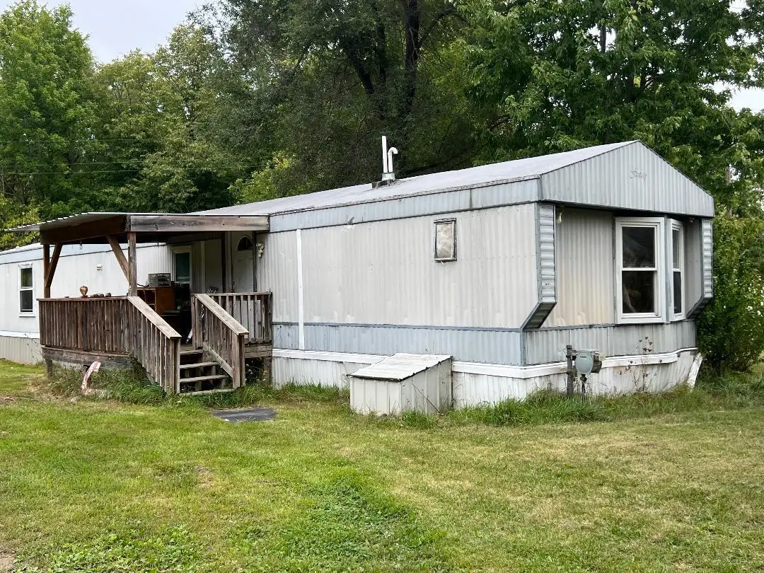 5431 Almy Road, Vestaburg, MI 48891 - #1