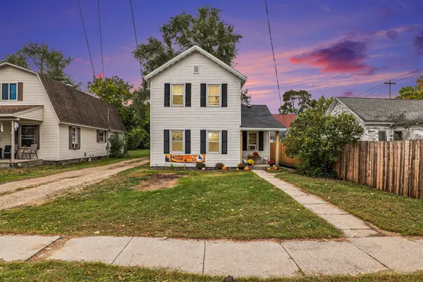 302 W Charles Street, Greenville, MI 48838