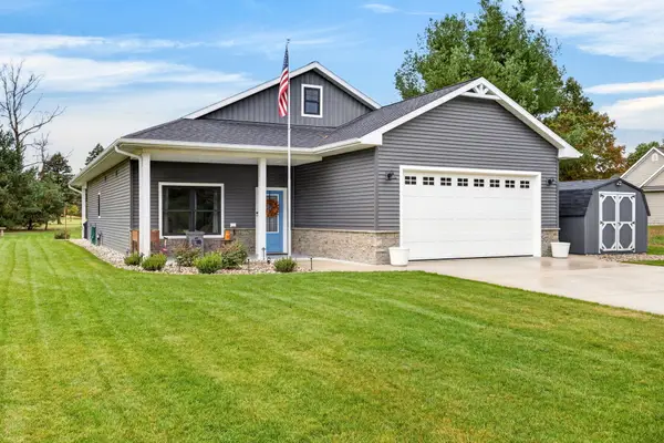7931 Carriage Lane Unit: 83, CanadianLakes, MI 49346