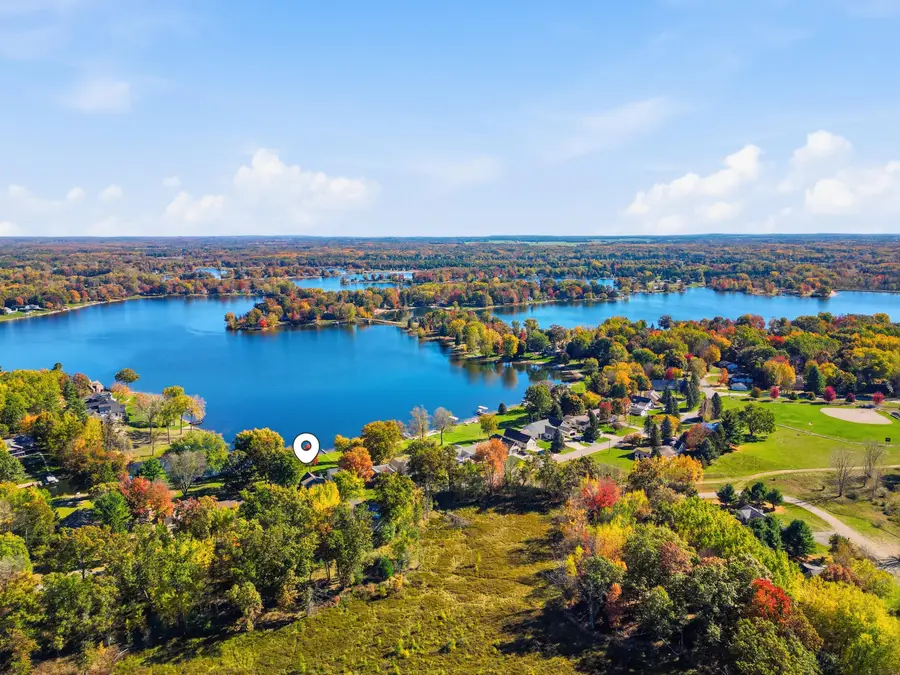 8158 W Royal Road, Canadian Lakes, MI 49346 - #2