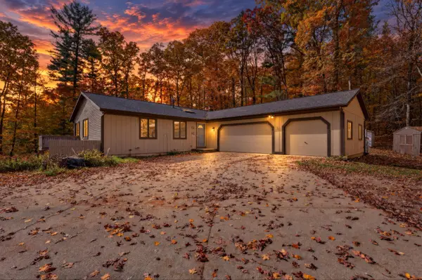 6770 Wildwood Court, CedarSprings, MI 49319