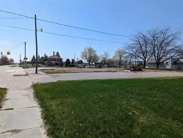 100 W Huron, Au Gres, MI 48703 - Image #3