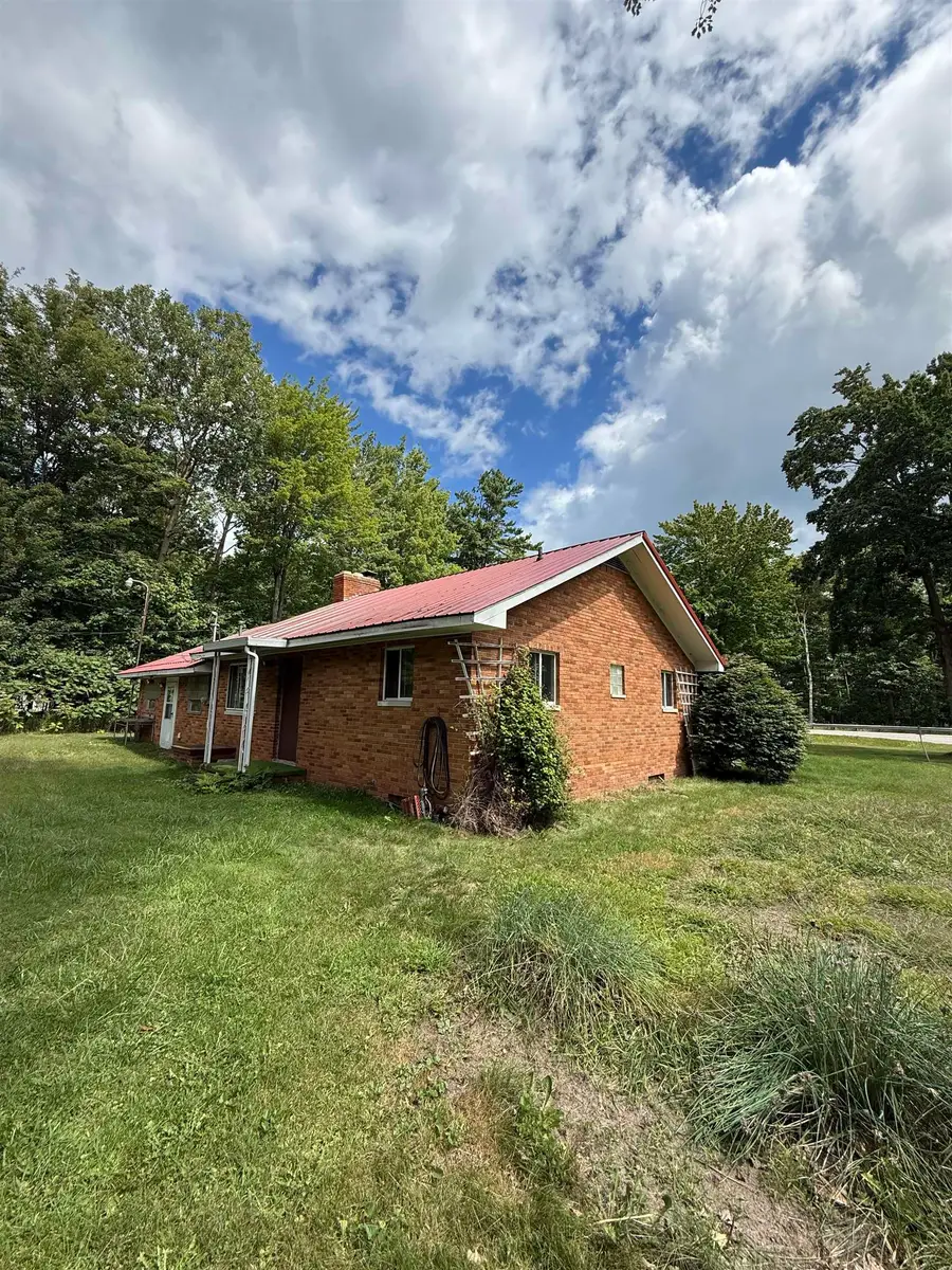 1856 S US-23, Alabaster, MI 48763 - Image #2