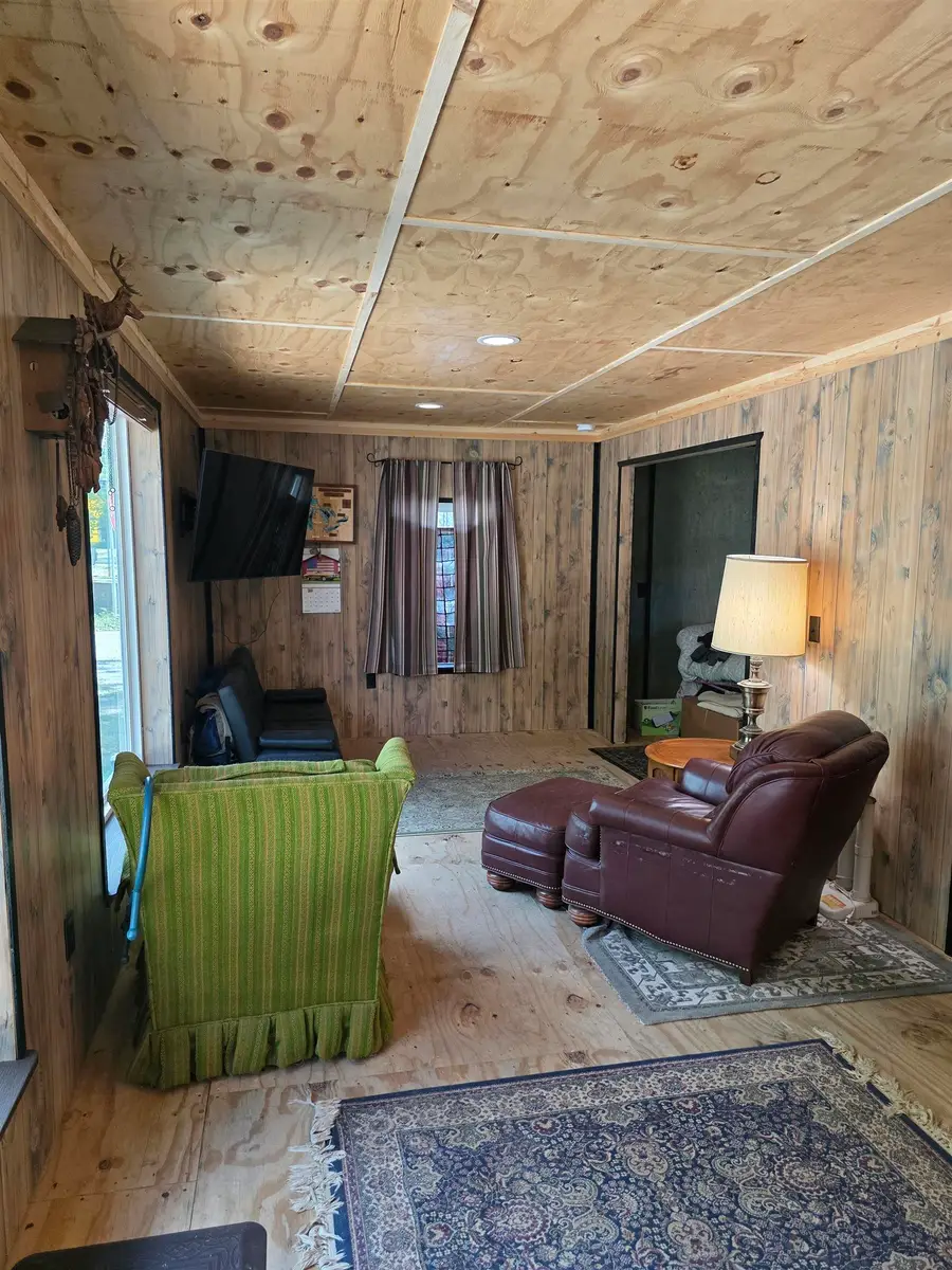 2010 W River, Oscoda, MI 48750 - Image #3