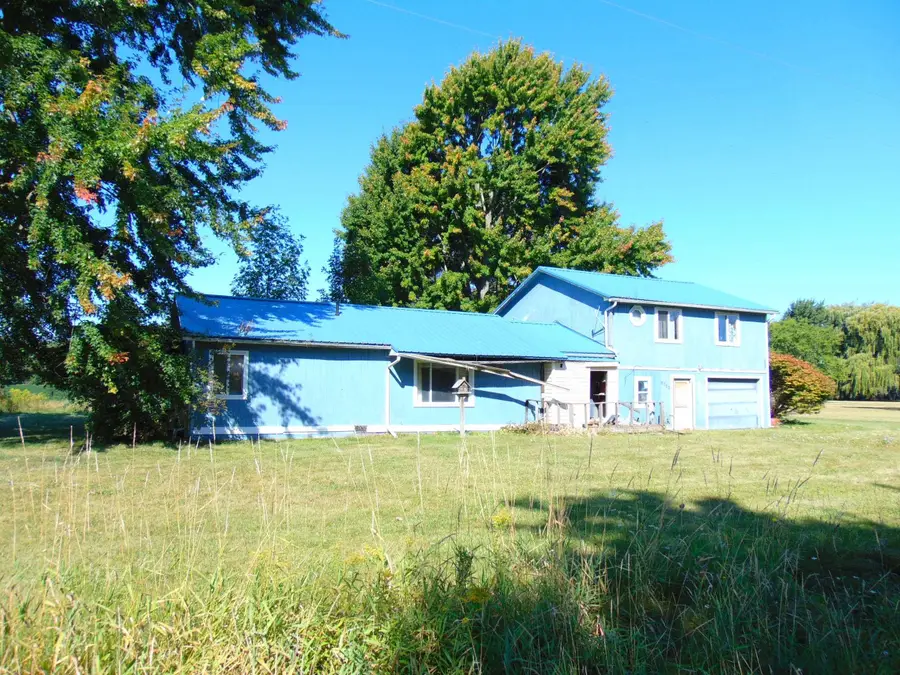 8753 Chippewa RD, Coleman, MI 48618 - Image #2