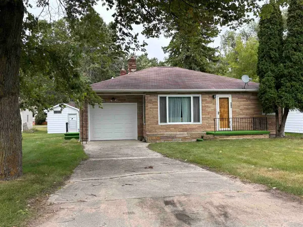 416 Bridge, EastTawas, MI 48730