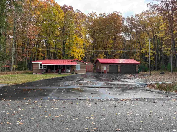 1260 Schill RD, EastTawas, MI 48730