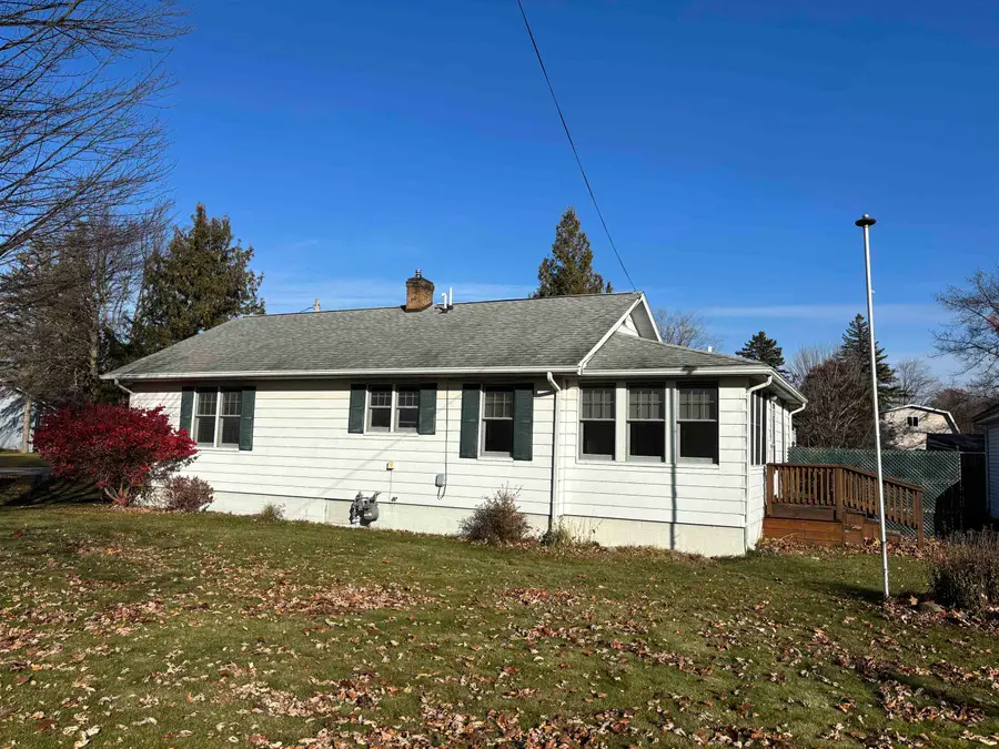 800 E State, East Tawas, MI 48730 - Image #2