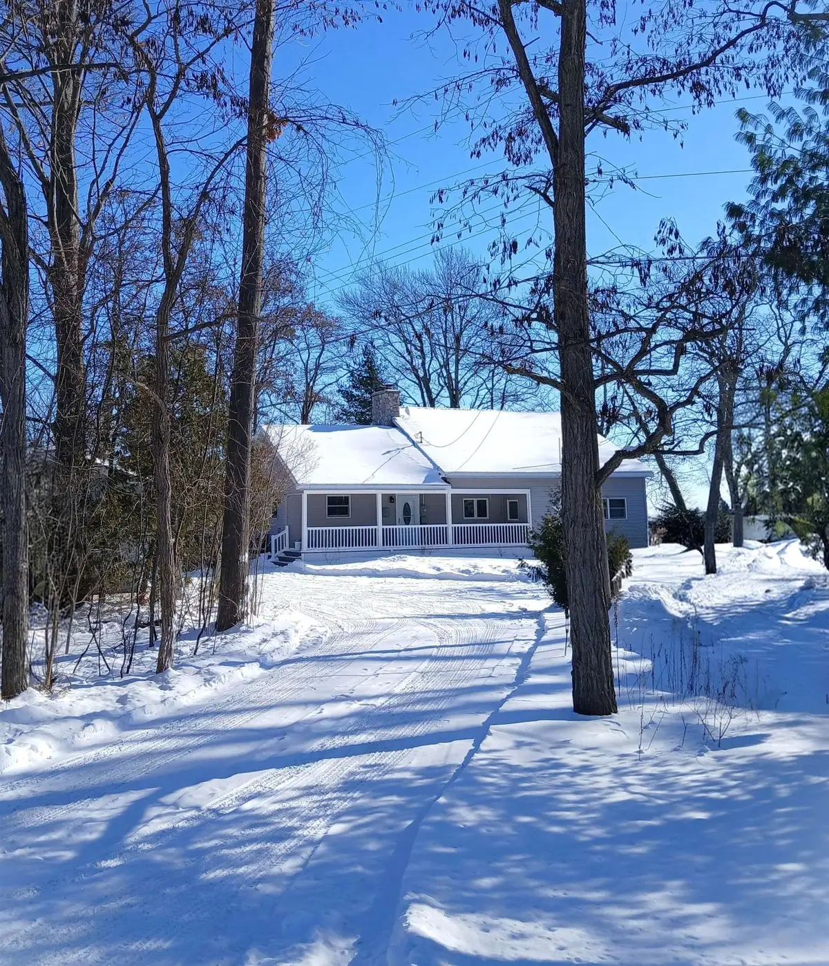 122 N Huron RD, Au Gres, MI 48703 - #1