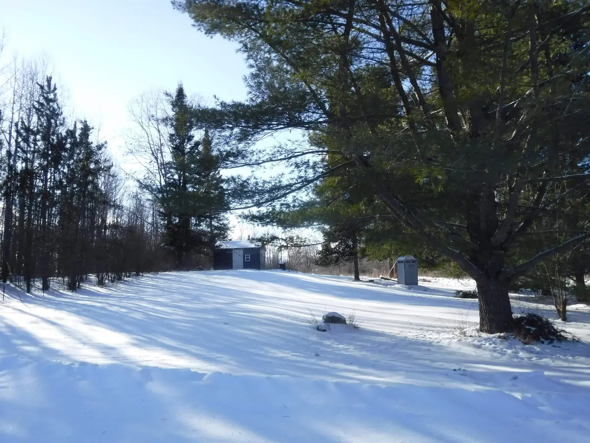 3084 Sylvan RD, Curtis, MI 48761 - #1