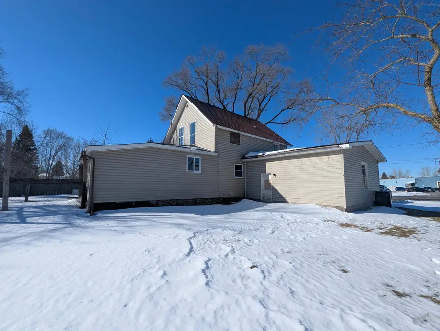 156 N Mackinaw RD, Au Gres, MI 48703 - #2