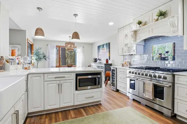 6273 Summit, TraverseCity, MI 49686