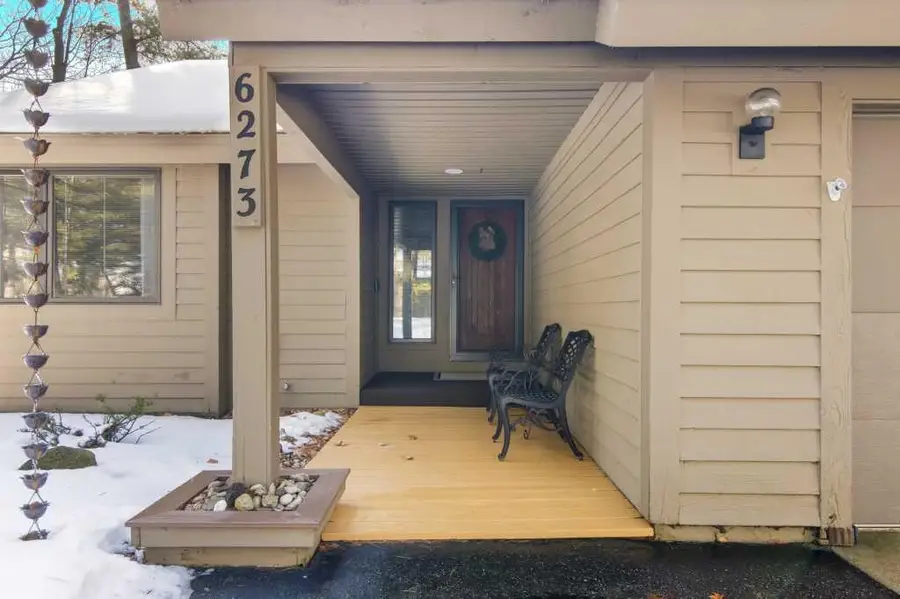 6273 Summit, Peninsula, MI 49686 - #3