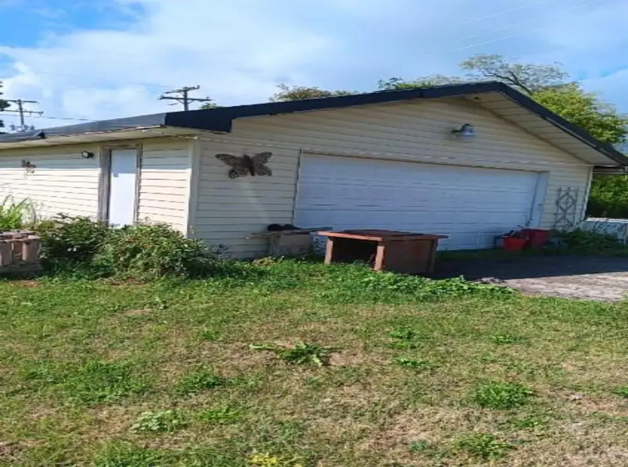 208 E Main, Hale, MI 48739 - #3