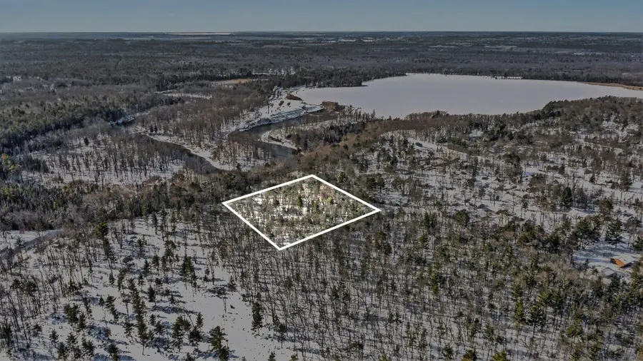 2140 W River AVE, Oscoda, MI 48750 - #2