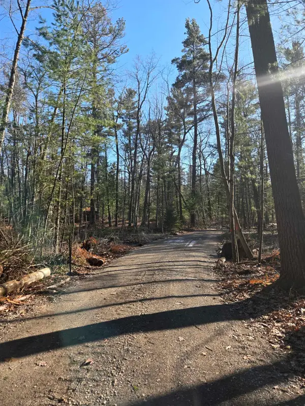 2422 E US-23, EastTawas, MI 48730