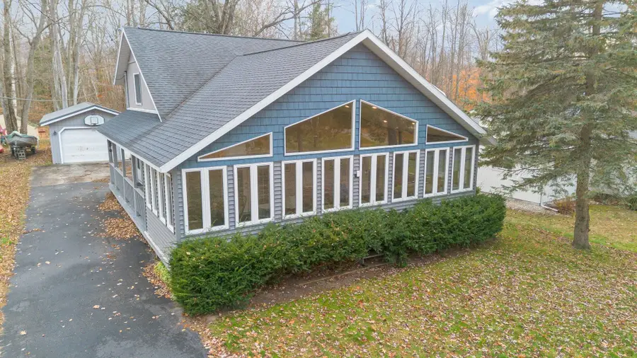 7549 Hillsdale DR, Hale, MI 48739 - #3