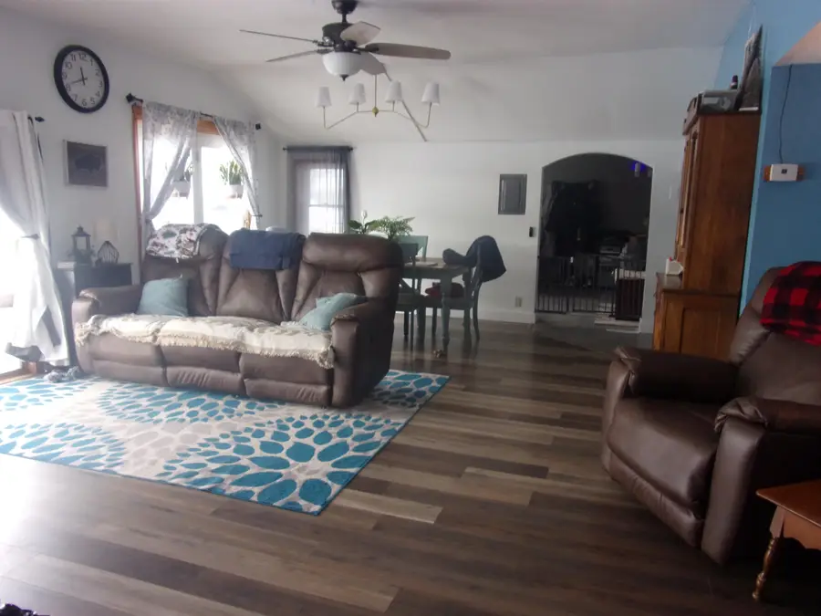 1984 W M-55, Tawas, MI 48763 - #2