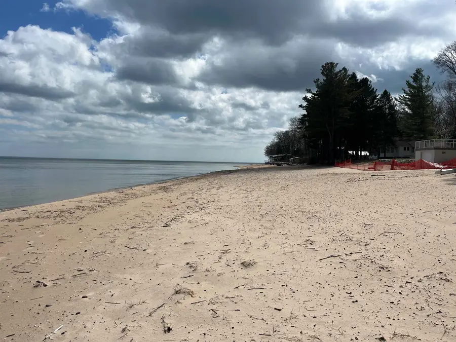 1024 Huron, Whitney, MI 48763 - #2