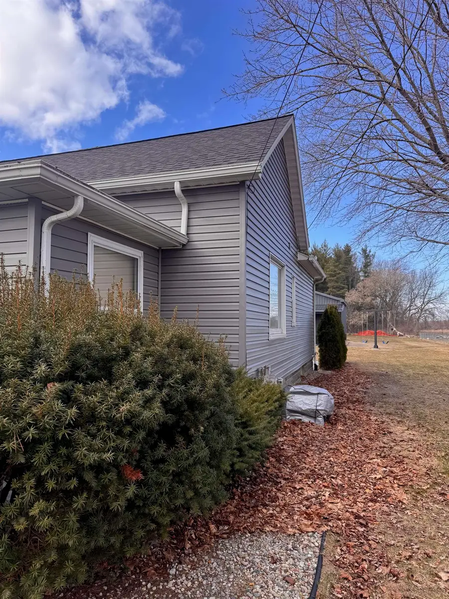 1121 W Midland, Monitor, MI 48706 - #2