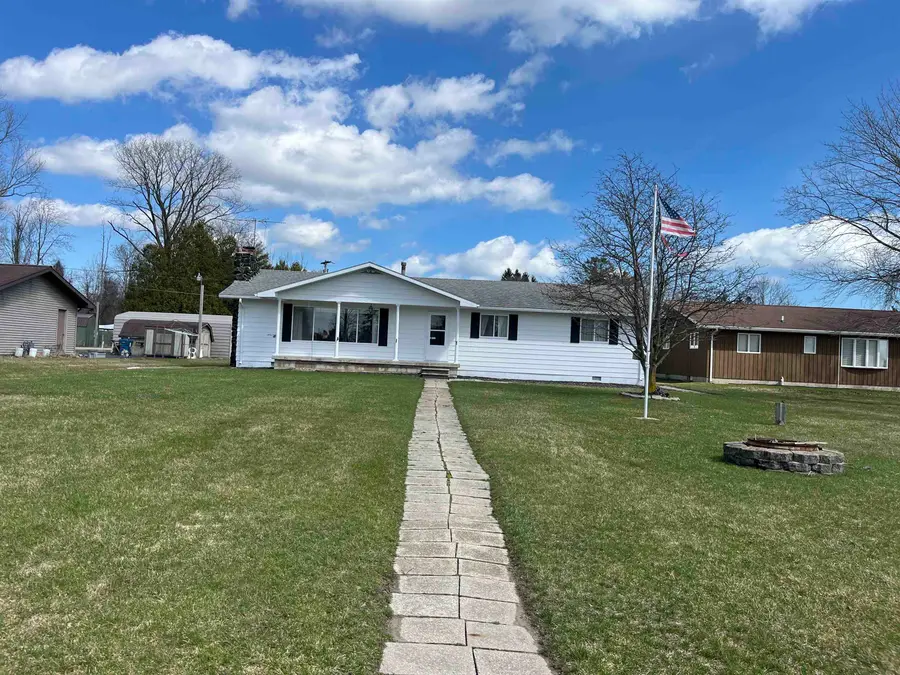 716 Allen, Au Gres, MI 48703 - #2