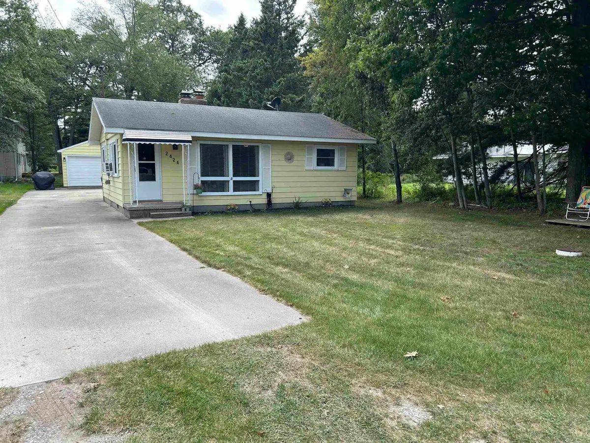 2424 Price, East Tawas, MI 48730 - #1