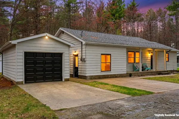 921 Geller, EastTawas, MI 48730
